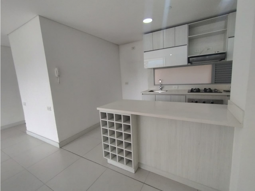APARTAMENTO EN ARRIENDO EN ENVIGADO SECTOR LOMA DEL CHOCHO — foto 3