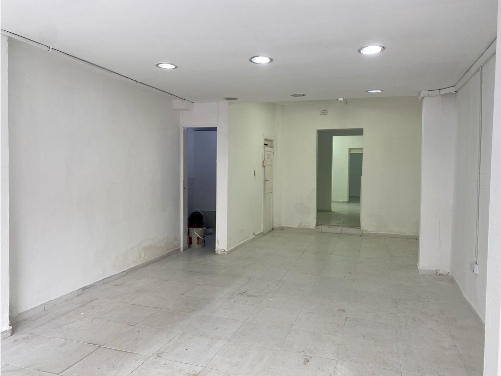 Arriendo Local en Bombona — foto 2
