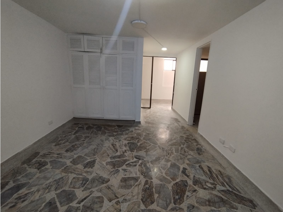 arriendo edificio en simón bolívar - 6