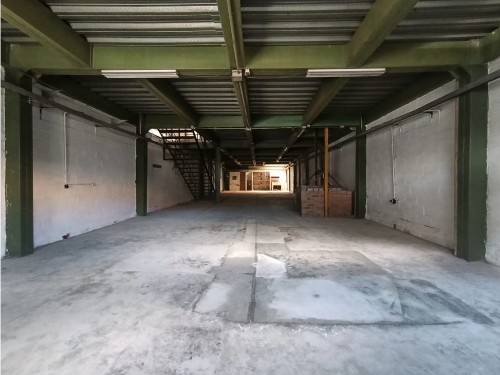 Bodega en Arriendo en Barrio Antioquia — foto 4