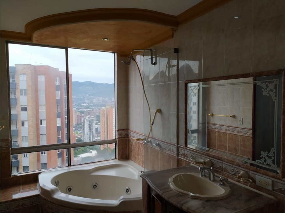 Apartamento en Arriendo San Diego — foto 4