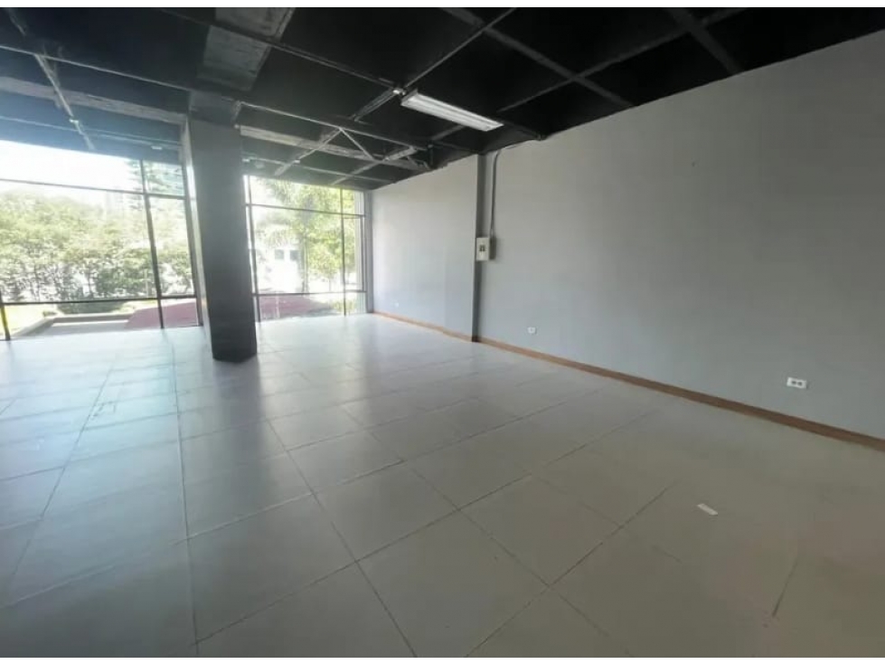 Local en Arriendo en Medellin — foto 2