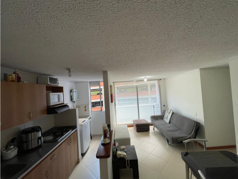 arriendo apartamento en loma del indio