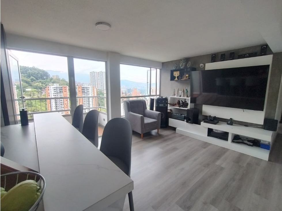Arriendo apartamento en la loma de san Julián — foto 2