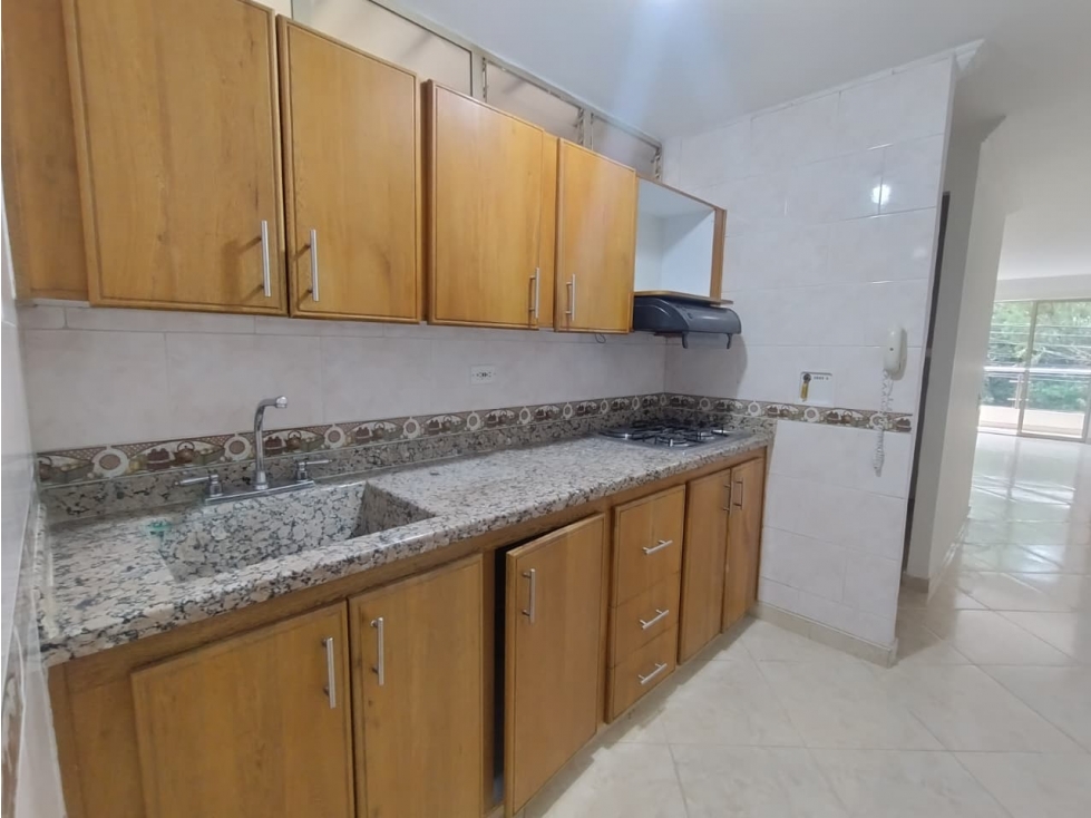 APARTAMENTO EN ARRIENDO UBICADO EN EL VELODROMO — foto 2