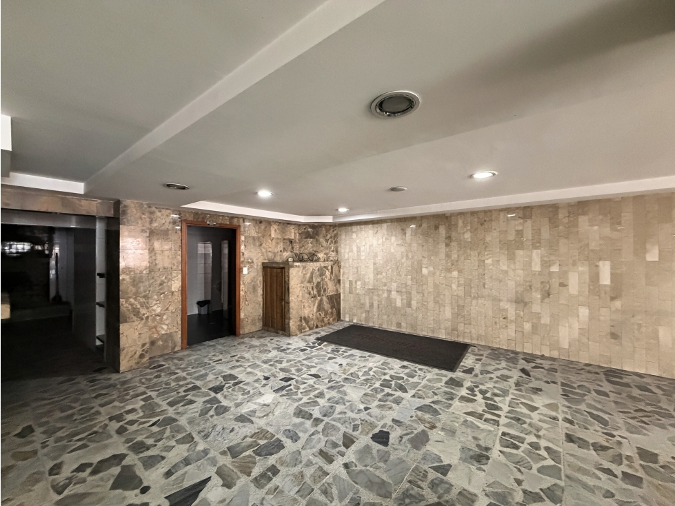 LOCAL EN VENTA EN TEUSAQUILLO — foto 3