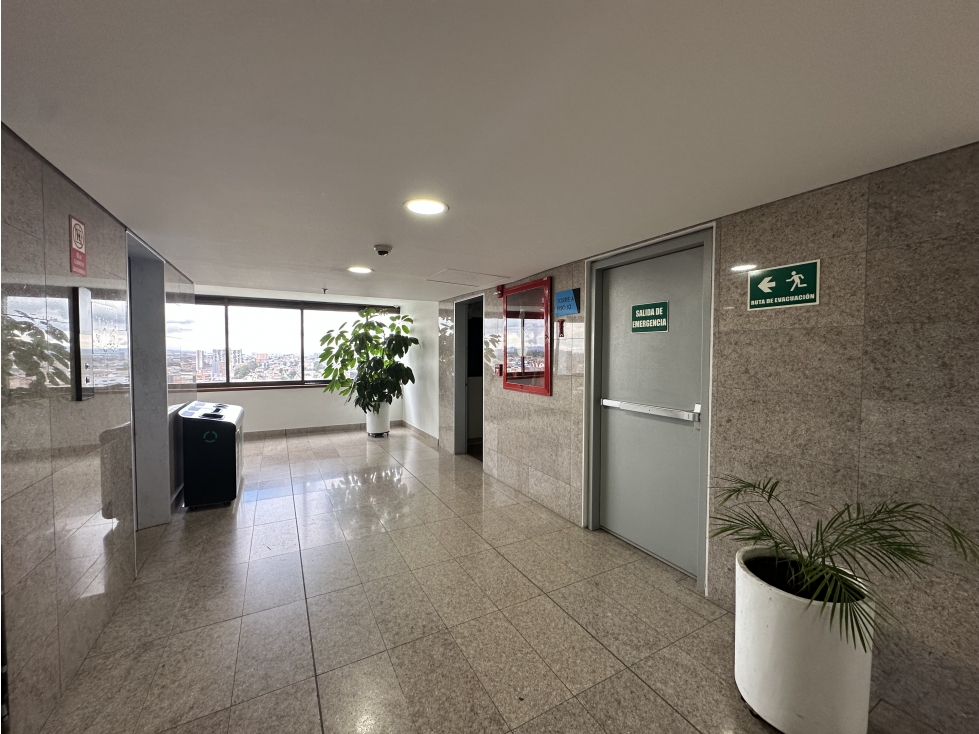 Oficina En arriendo Centro Comercial AV De Chile, Chapinero. - 6