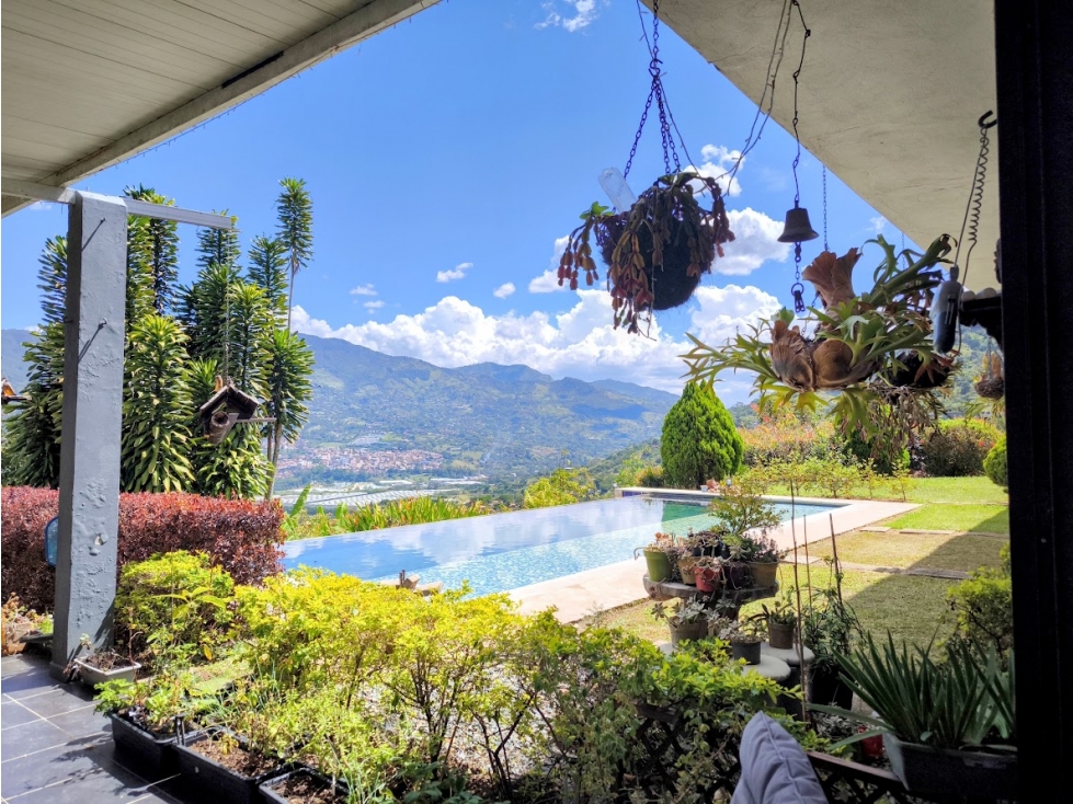 Finca en Girardota Vereda Mercedes Ábrego