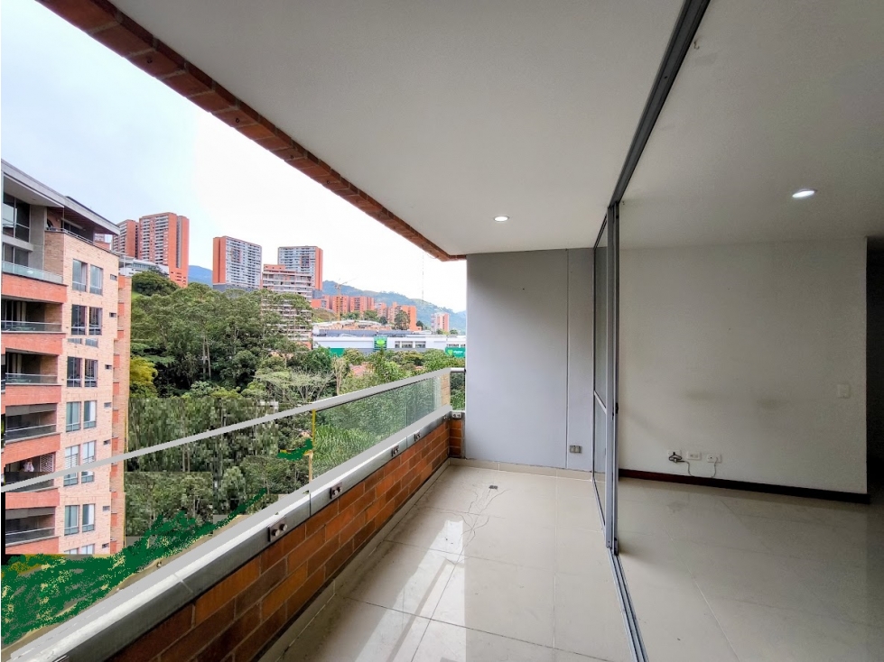 Envigado Cumbres 84 m², 3 alcobas y amplio balcón