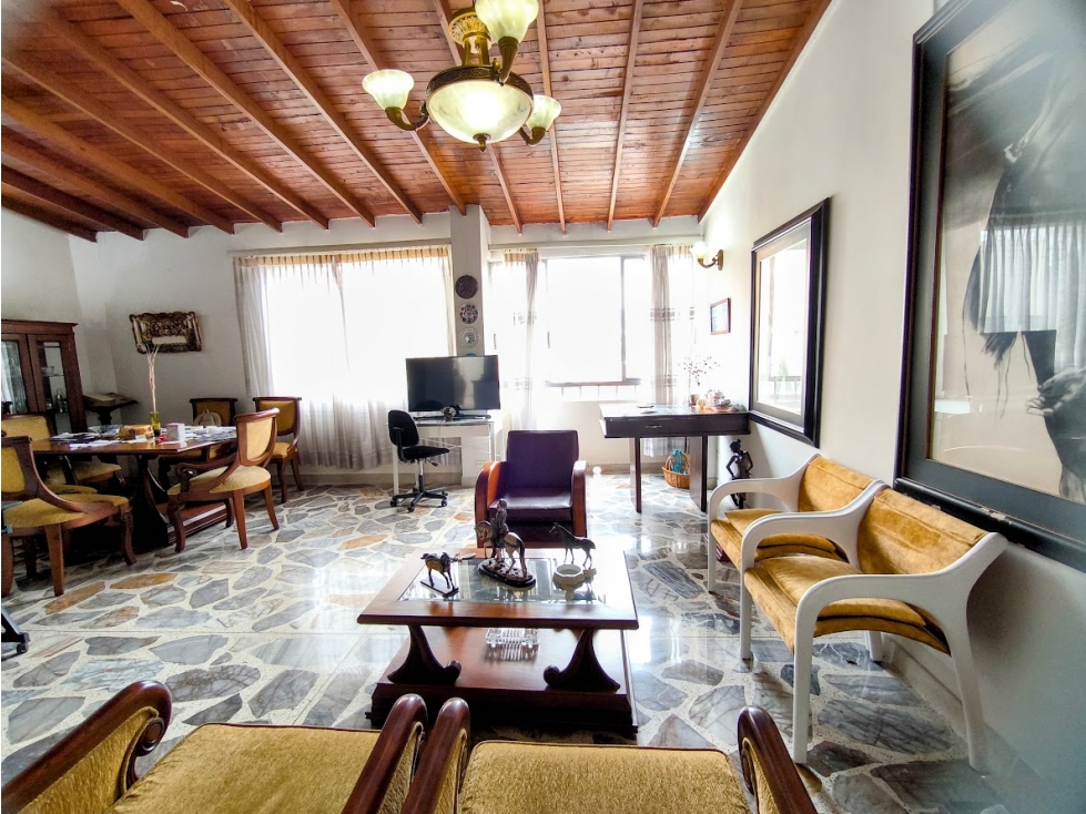APARTAMENTO EN LAURELES PISO 4 ACCESO POR ESCALAS — foto 4