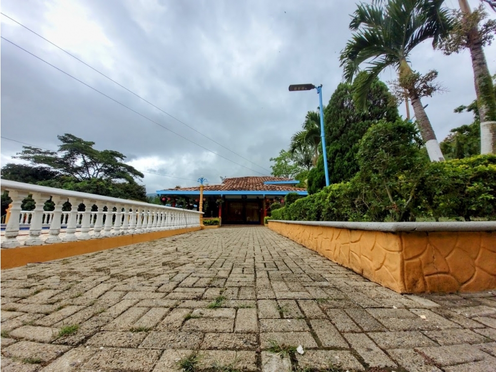 FINCA EN GIRARDOTA UN PARAÍSO ENTRE LAS PALMAS — foto 5