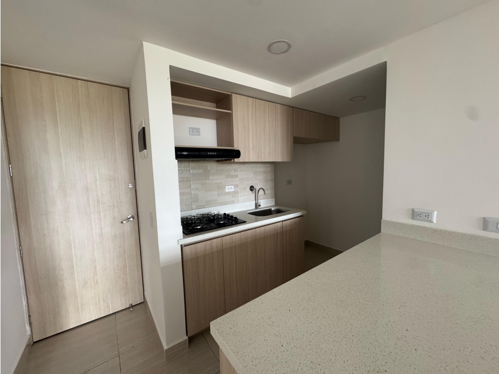 Vendo apartamento con linda vista y doble balcon