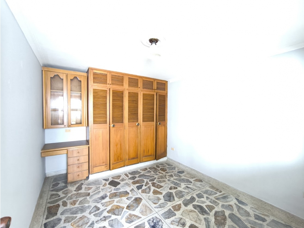 APARTAMENTO DUPLEX DE GRAN TAMAÑO EN FLORIDA NUEVA P5 — foto 6
