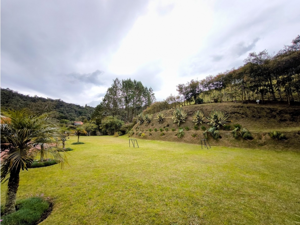 CASA CAMPESTRE DE 2 NIVELES EN PARCELACIÓN ESCOBERO PARTE ALTA — foto 2