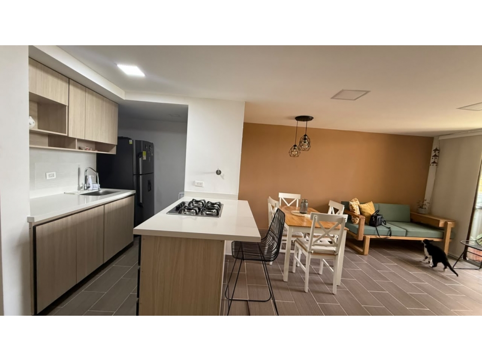 ACOGEDOR APARTAMENTO EN UNIDAD CERRADA — foto 2