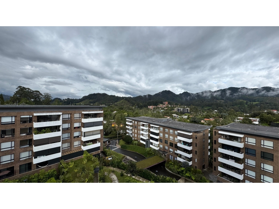 VENDO LINDO APARTAMENTO CONFORTABLE Y CON ACABADOS FUNCI — foto 2