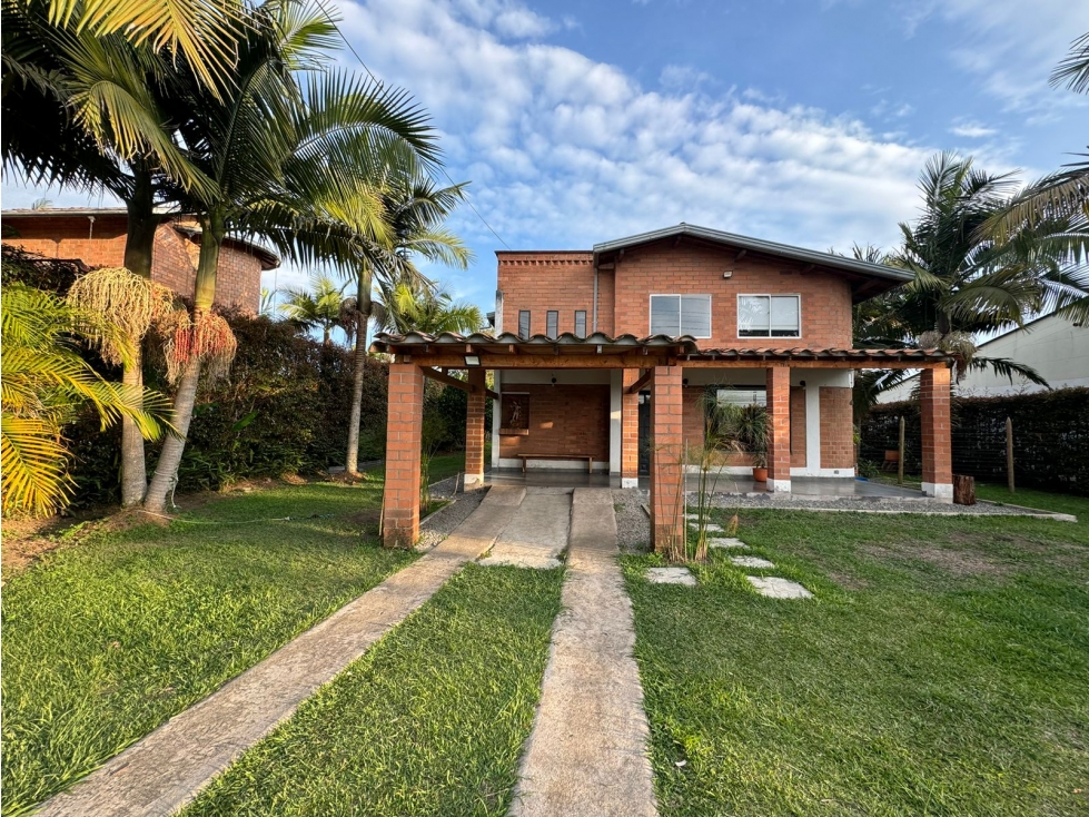 VENDO BELLA CASA CAMPESTRE CERCA A TODO — foto 2