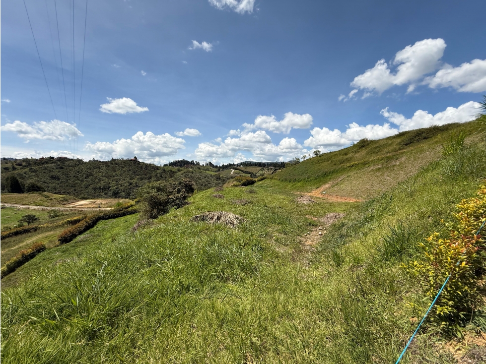 TENEMOS A LA VENTA LOTE CON BELLA VISTA PARA CONSTRUIR TU CASA — foto 5