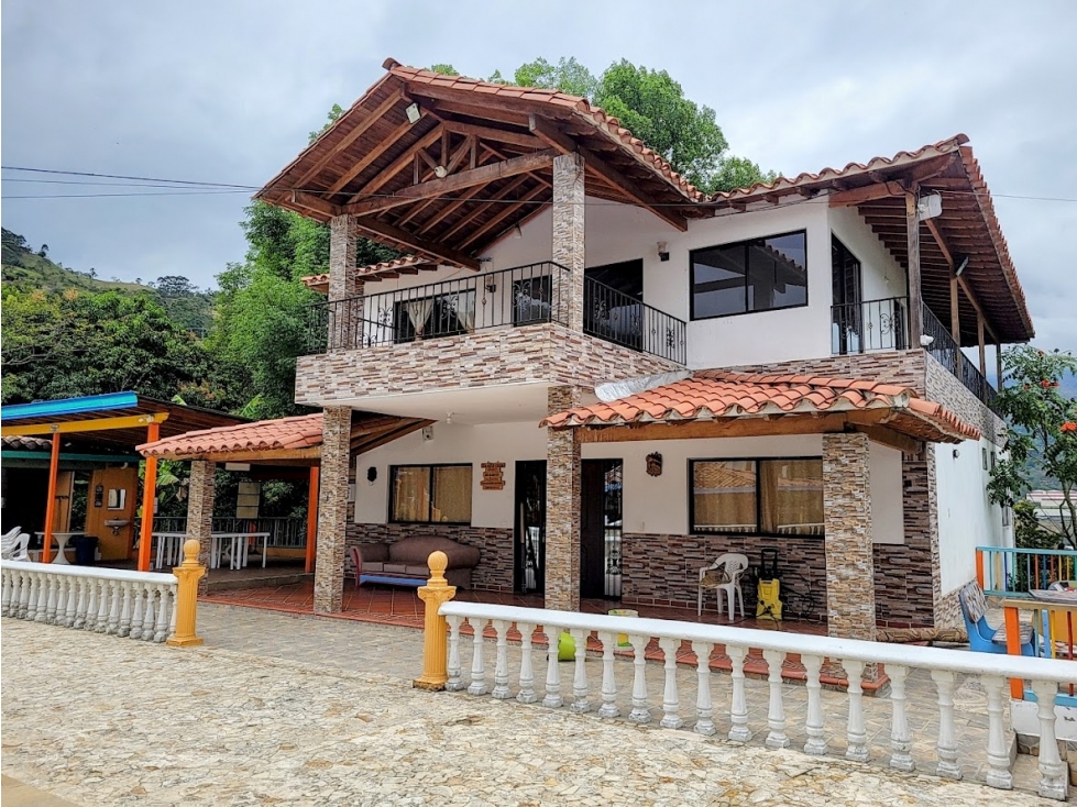 FINCA EN GIRARDOTA UN PARAÍSO ENTRE LAS PALMAS — foto 6