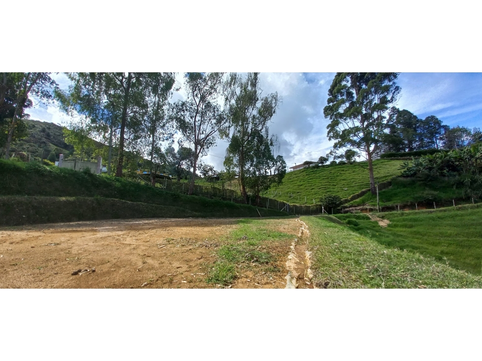 LOTE DE 9.600 METROS EN GUARNE CHAPARRAL CON CASA CAMPESINA — foto 5