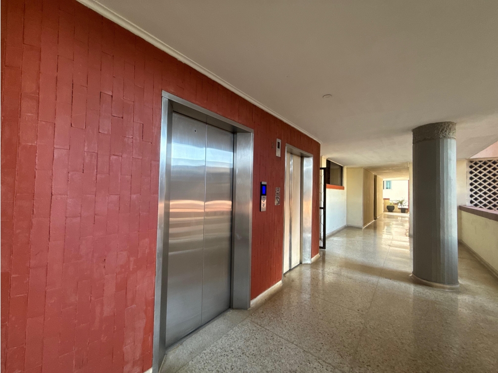 Venta Amplio Dúplex en Villa Country | 3 Alcobas y Estudio — foto 3