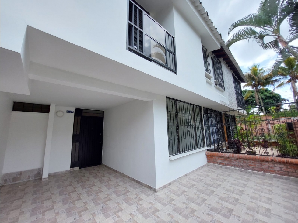 HERMOSA CASA EN ALAMEDA DEL BOSQUE EN VENTA, PALMIRA-VALLE