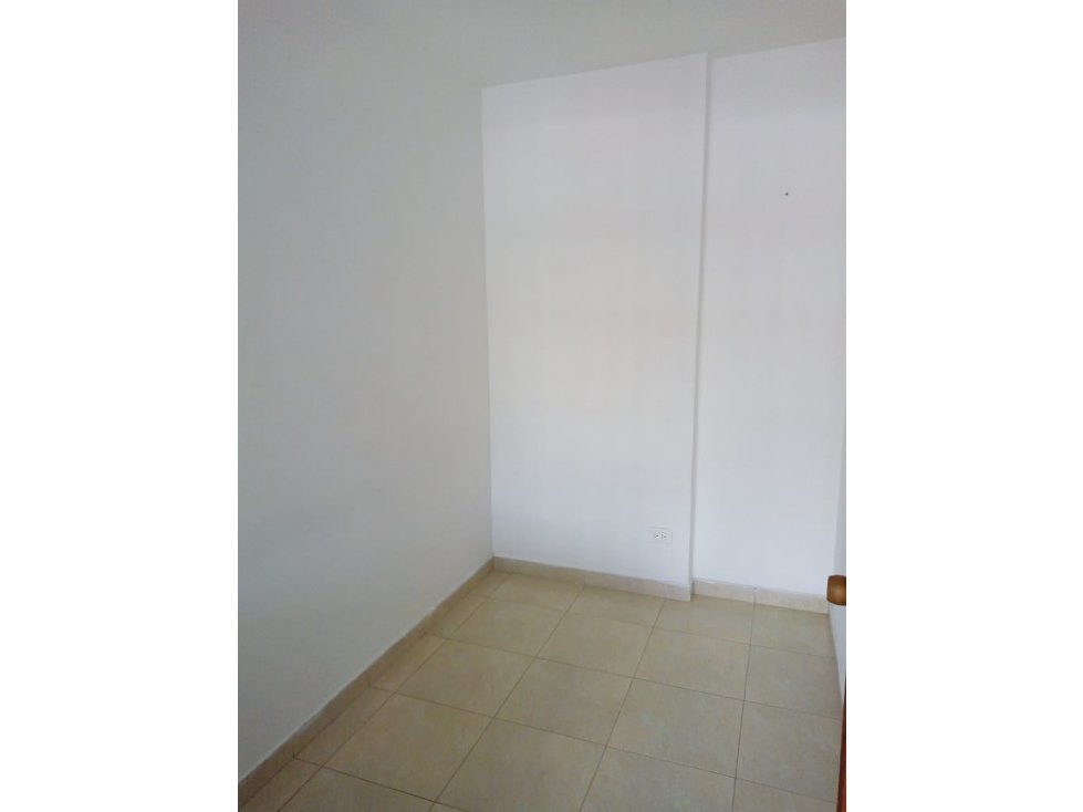 EN ALQUILER APARTAMENTO SEGUNDO PISO PORTAL DE LAS PALMAS PALMIRA — foto 3