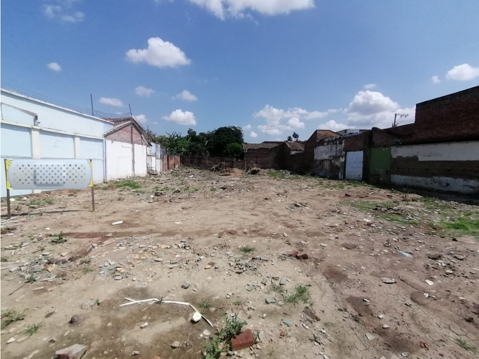 VENDE LOTE DIAGONAL AL PARQUE LA FACTORÍA PALMIRA - 1
