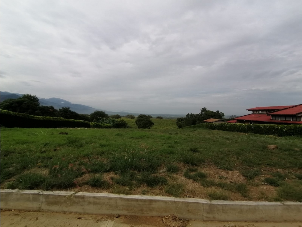 LOTE SANTA ELENA, CONDOMINIO LAS COLINAS DE NIZA EN VENTA.