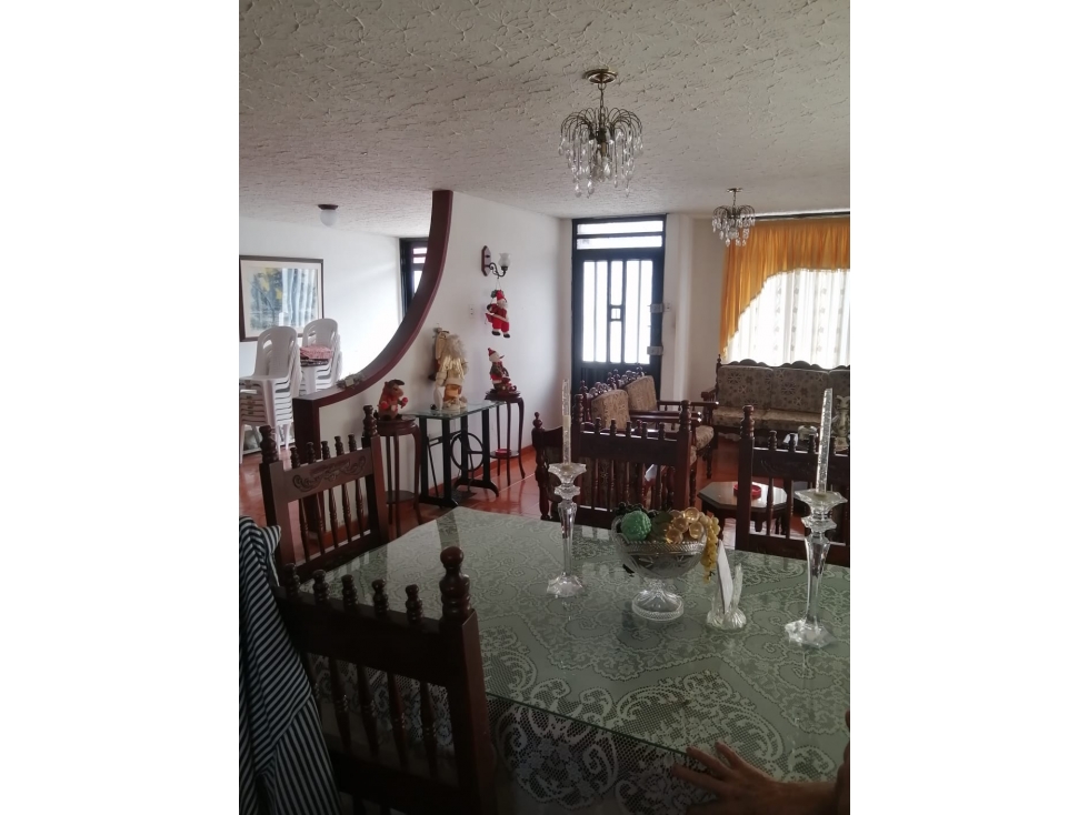 CASA AMPLIA CON EXCELENTE UBICACIÓN EN VENTA,SANTA RITA, PALMIRA-VALLE - 6