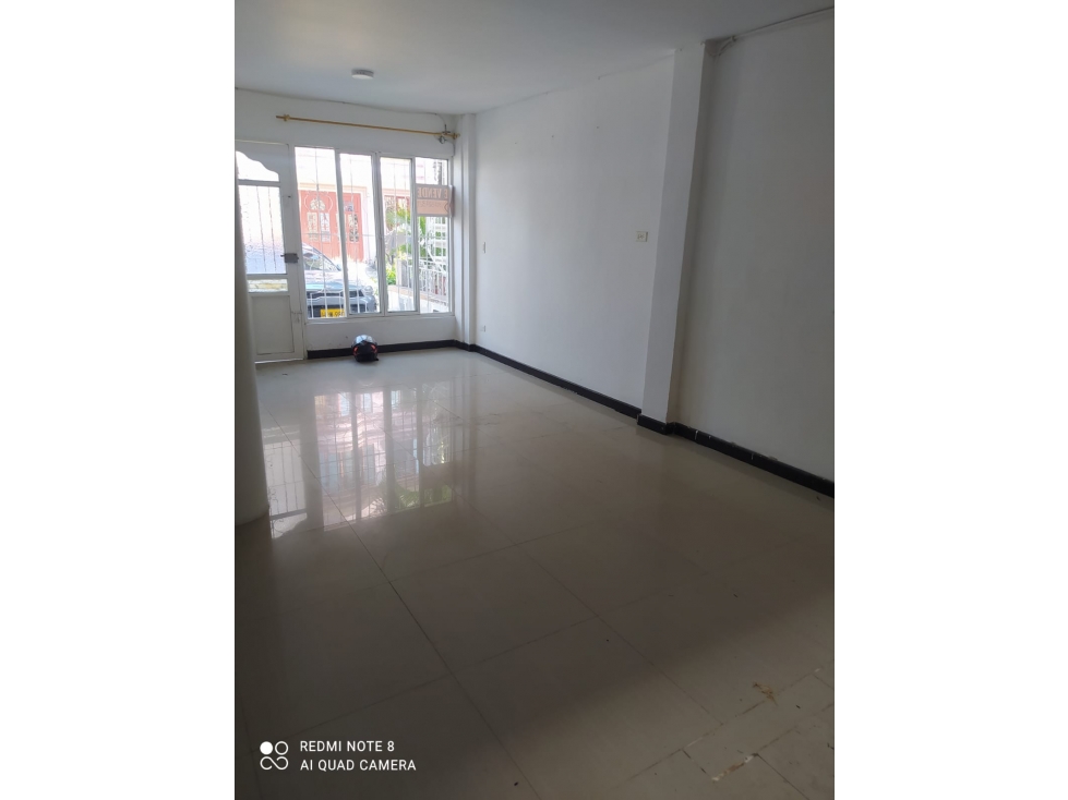 CASA BIFAMILIAR EN URBANIZACIÓN CAMPESTRE EN VENTA, PALMIRA VALLE - 2