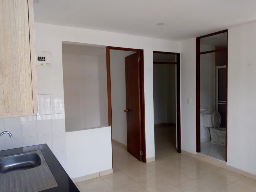 EN ALQUILER APARTAMENTO SEGUNDO PISO PORTAL DE LAS PALMAS PALMIRA