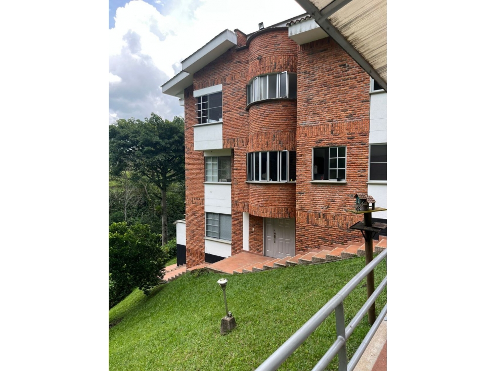 Casa Campestre en Venta en Pereira - Vía Armenia — foto 2