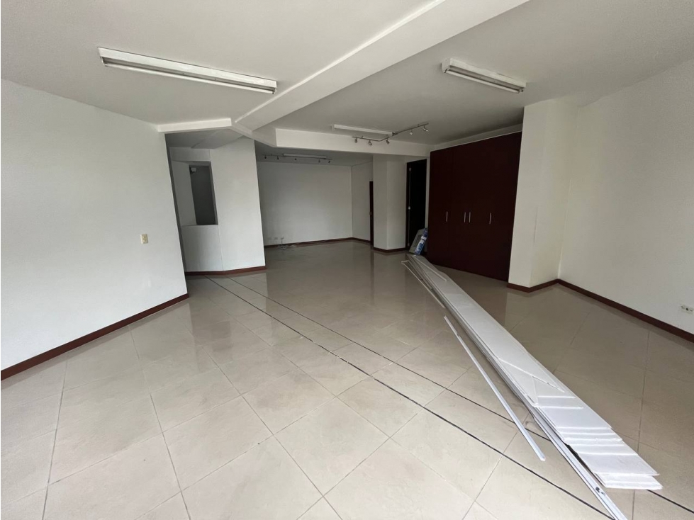 Oficina en Venta y Renta en Pinares - Pereira