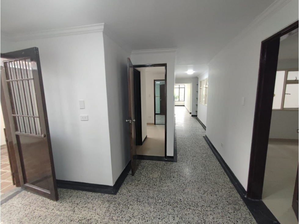 Casa en Venta y Renta en Pereira - Av.30 de Agosto — foto 3