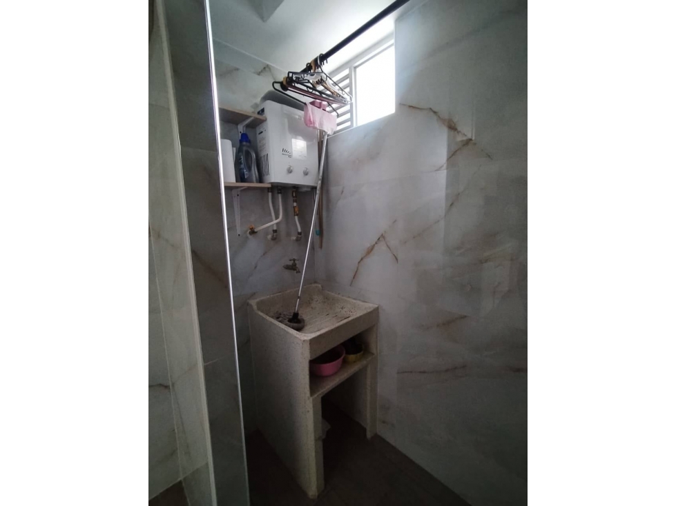 Apartamento en Venta en Pereira - Av.30 de Agosto - 4