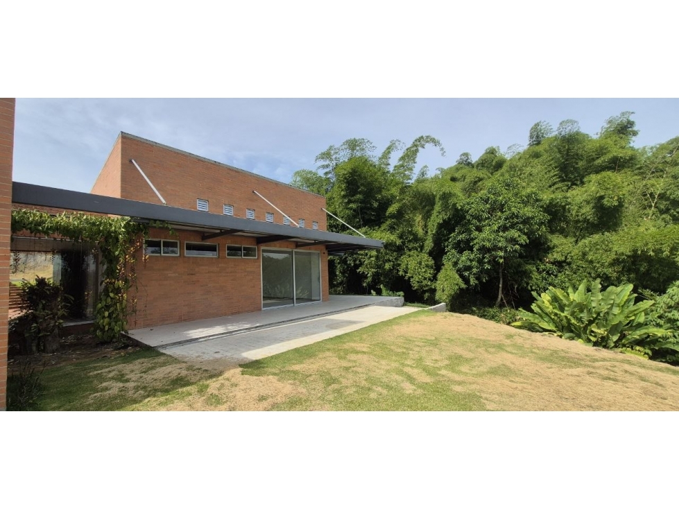 Casa Campestre en Venta / Pereira - Pueblito Cafetero — foto 3
