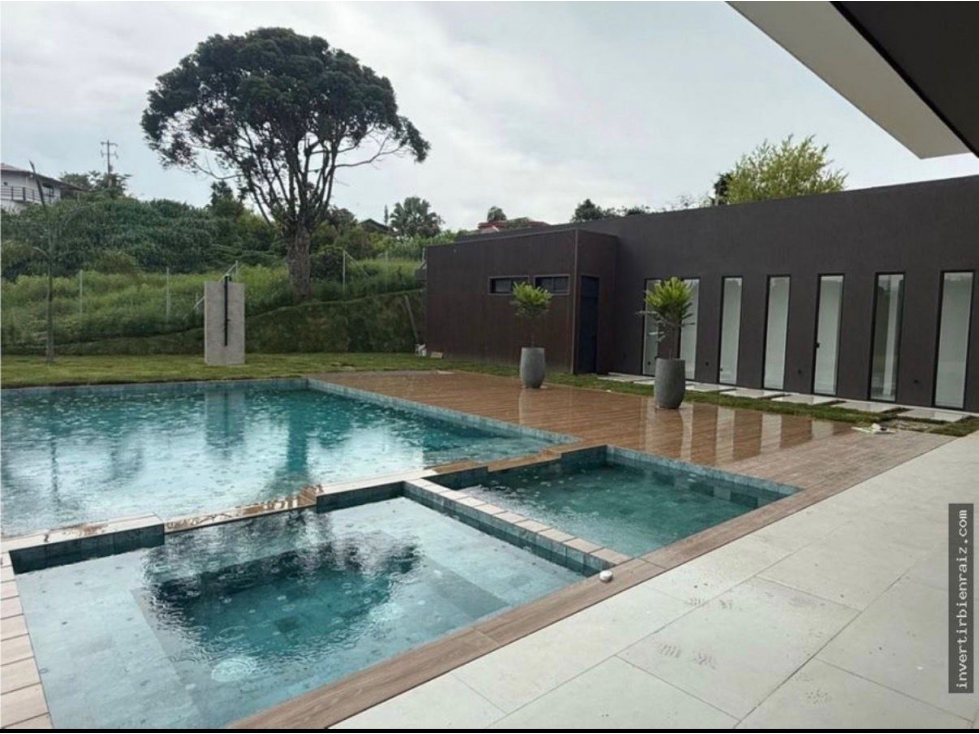 Casa Campestre en Venta en Pereira - Vía armenia