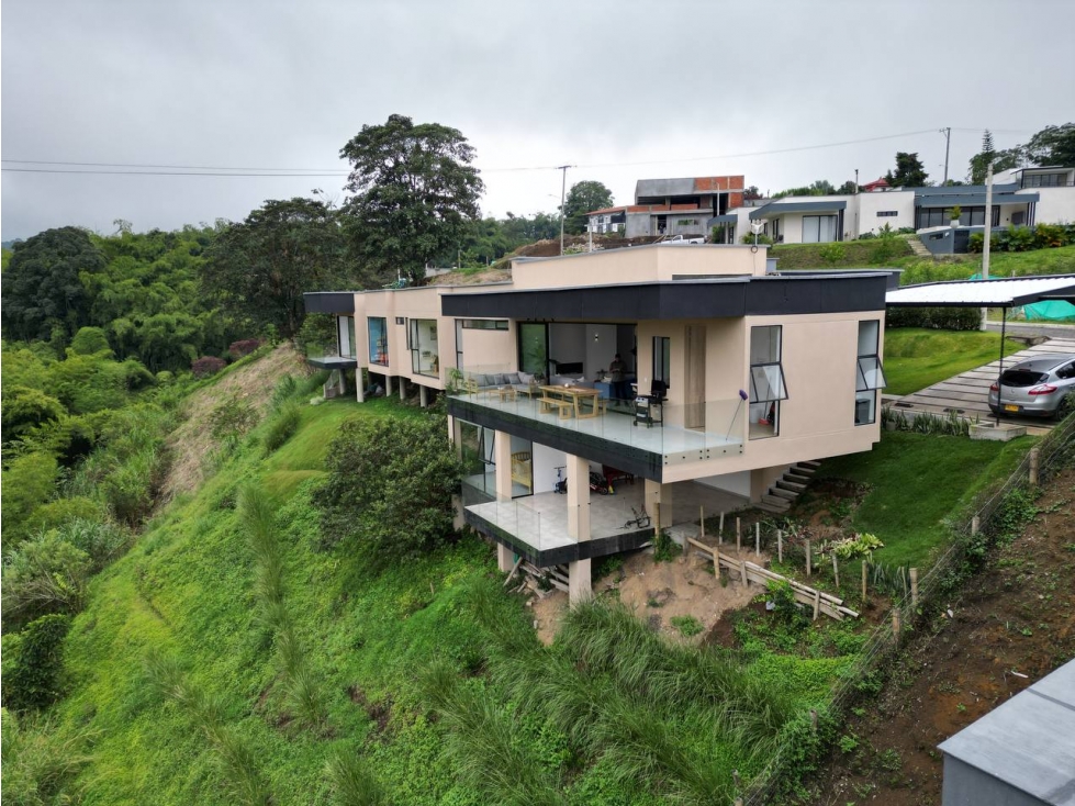 Casa campestre en Venta/en Pereira - Vía Armenia