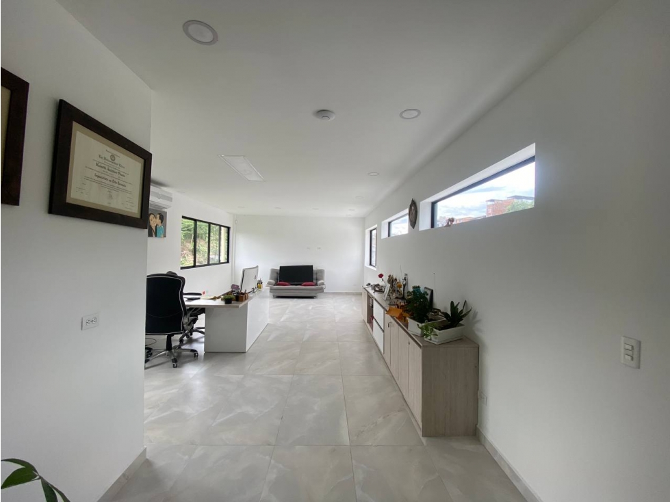 Bodega en Venta en Pereira - Av. Sur - 3