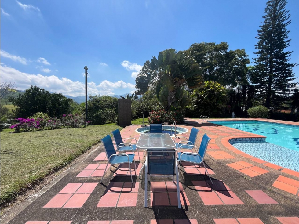 Casa Campestre en Venta en Pereira - Combia — foto 2