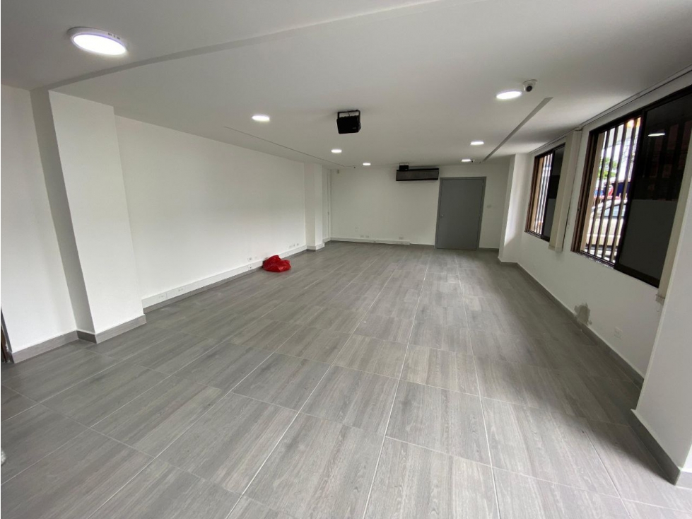 Edificio en Renta en Pereira - Av. 30 de Agosto - 2