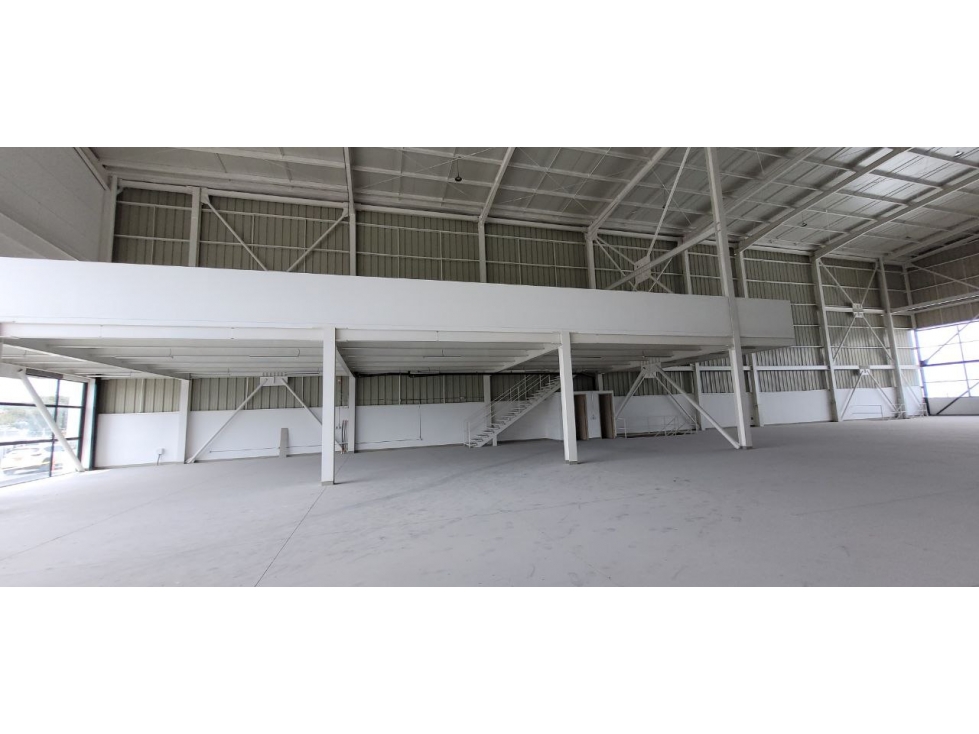 Bodega en Renta en Pereira - Av. 30 de agosto - 5