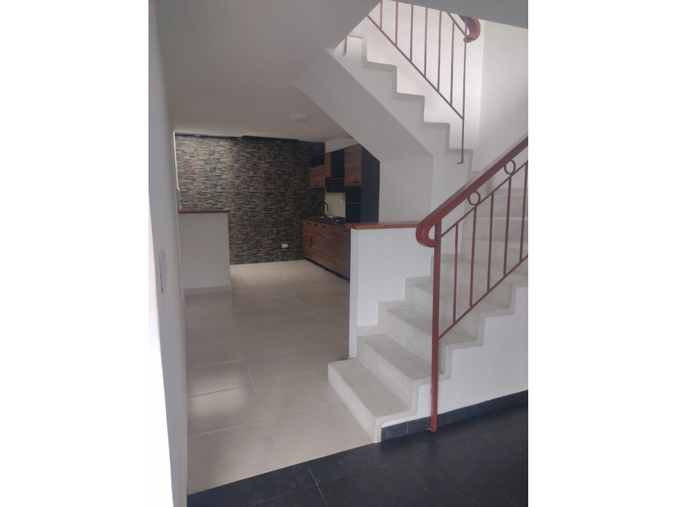 Casa en Renta en Cartago — foto 2