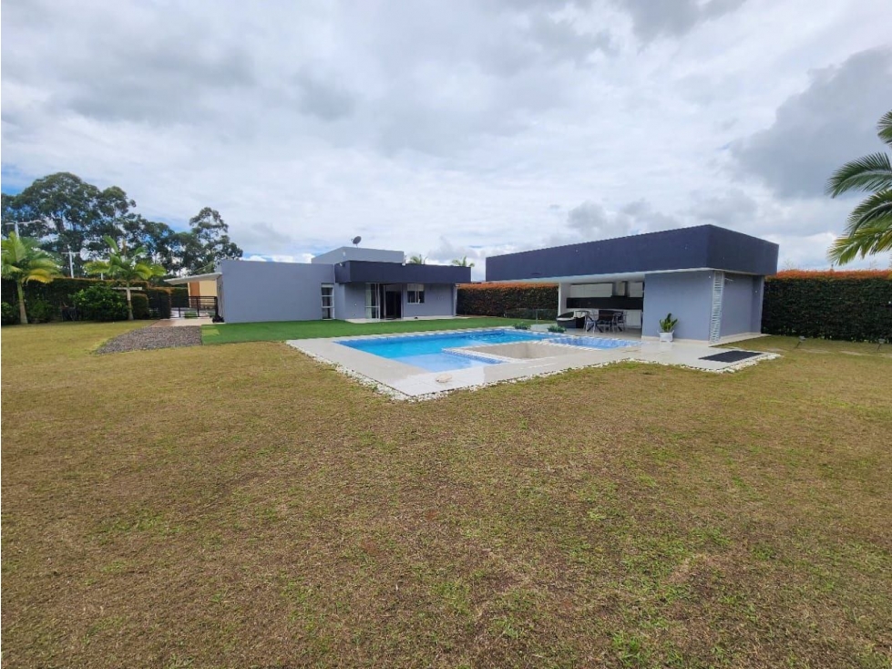 Casa Campestre en Venta en Pereira - Condina