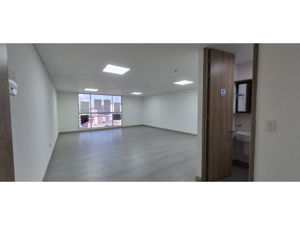 Oficina en Venta y Renta en Pereira - Alpes — foto 2