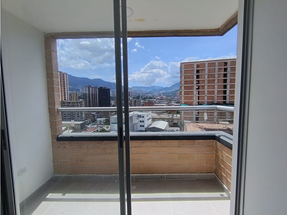Venta Apartamento en Alto de Las Flores Sabaneta — foto 4