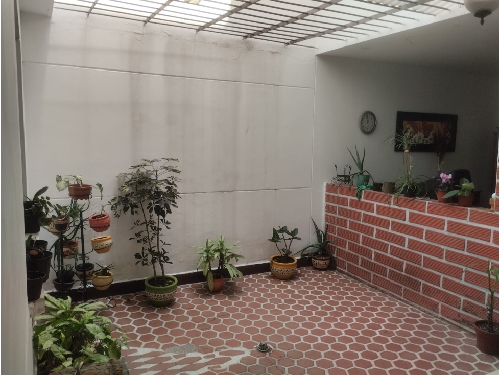 Venta de Casa en Laureles, Sector Santa Teresita — foto 3