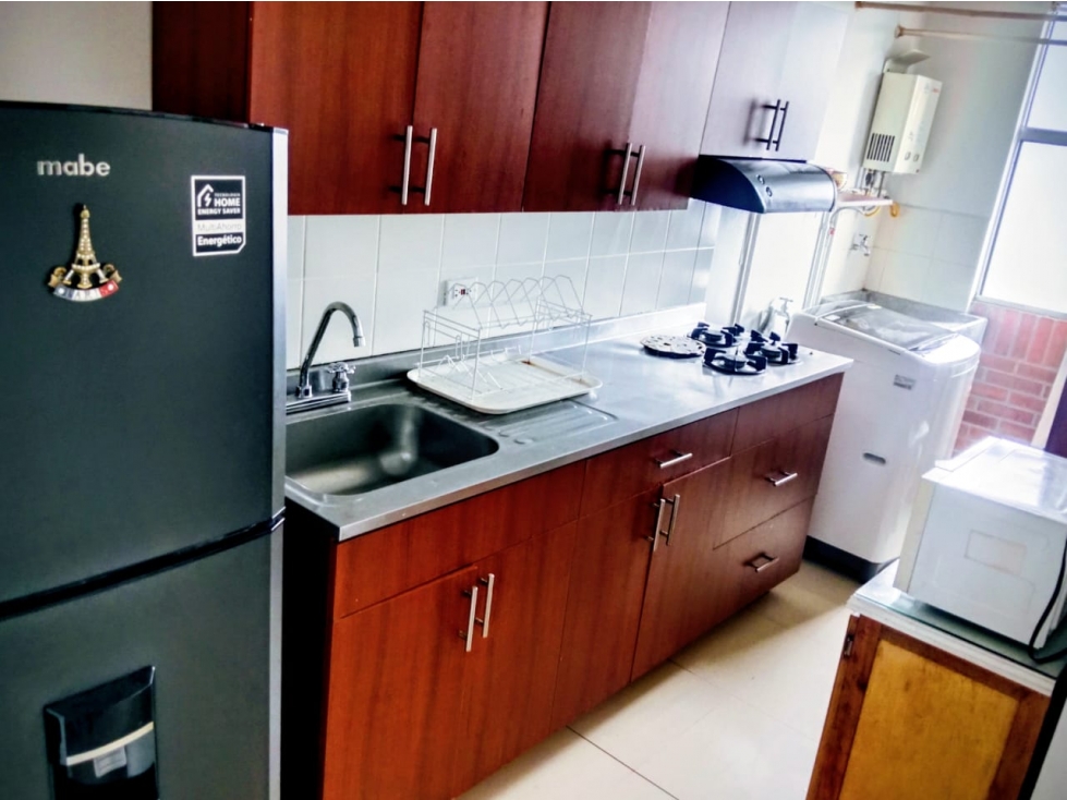 Venta de Apartamento Entre La Loma de los Bernal y Belén Rincon — foto 2