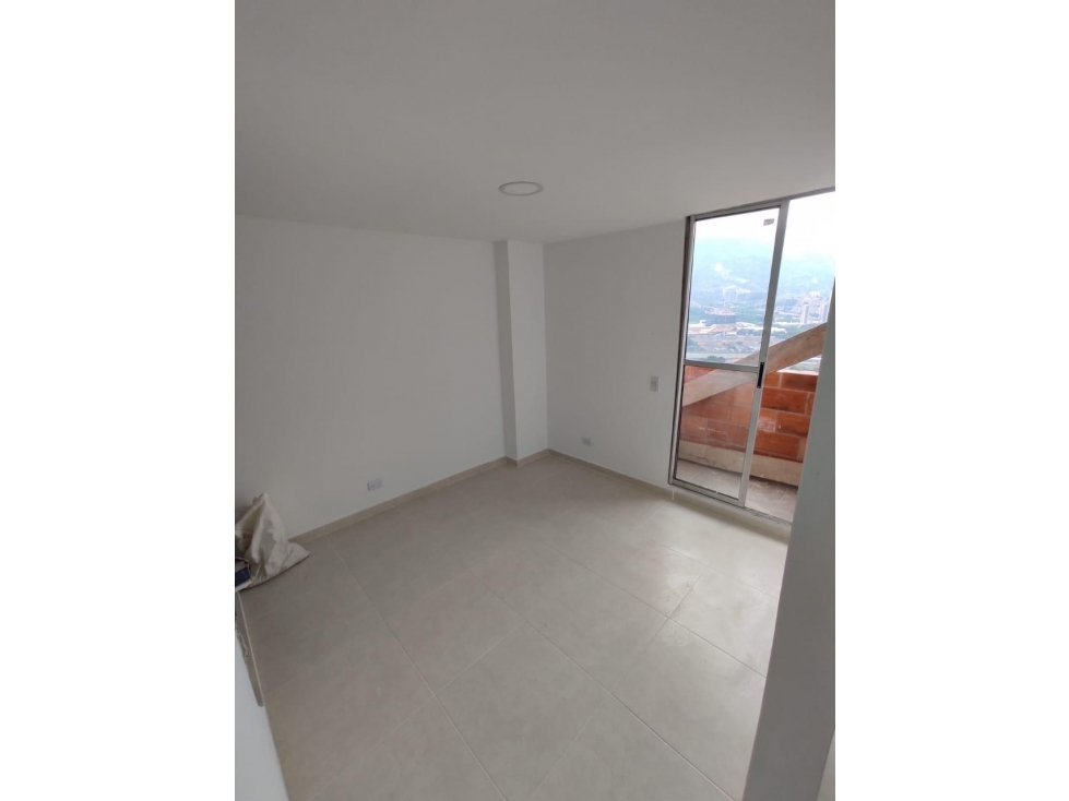 Venta de Apartamento en Bello, sector Madera — foto 4